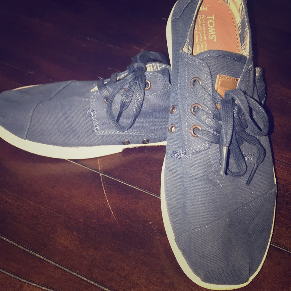 Toms Sneakers
